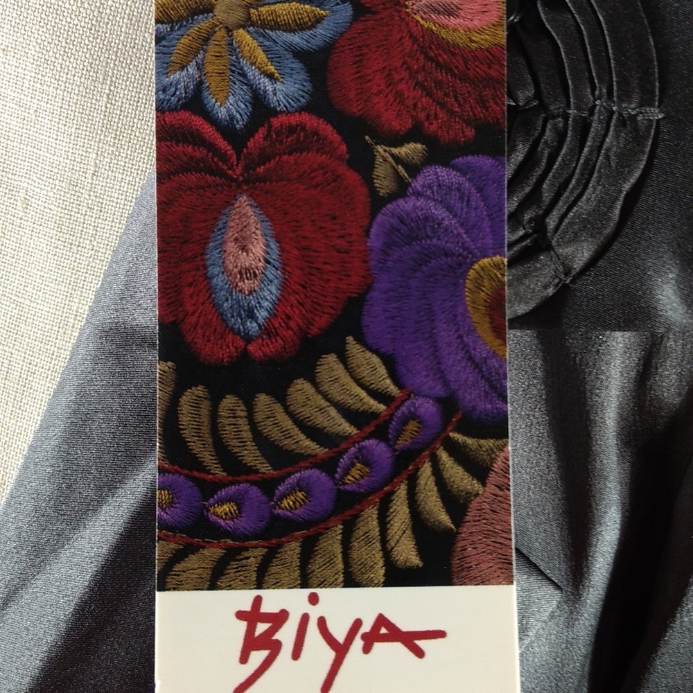 Biya by Johnny Was Silk Satin Circulae Coat NWT - Picture 6 of 6